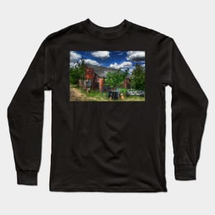 Rats Castle Farm Corrugated Barn Long Sleeve T-Shirt